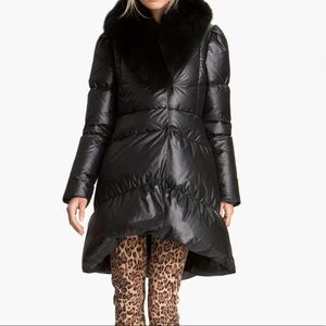 Alice and Olivia puffer with fox fur lining Size M